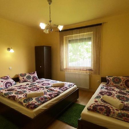 Pandora Pool Apartman Hajdúszoboszló المظهر الخارجي الصورة